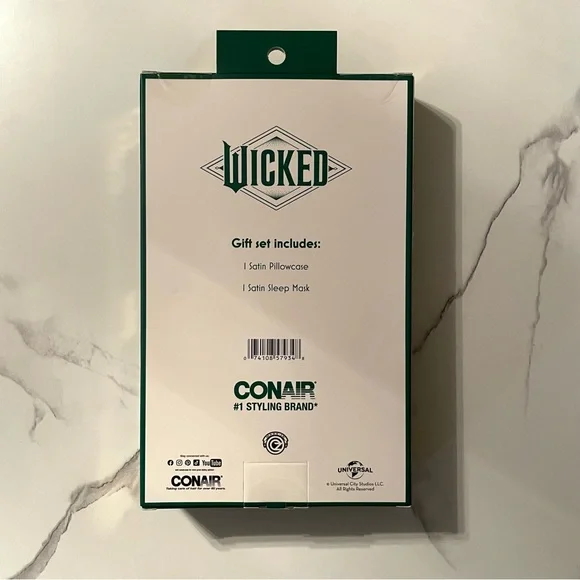 Wicked Glinda Self-Care Collection: Satin Sleep Set, Hair Towel, Spa Headband - Picture 9 of 16